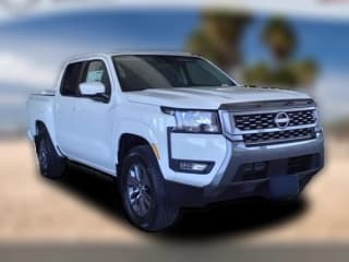 Nissan Frontier SV Crew Cab 4x2