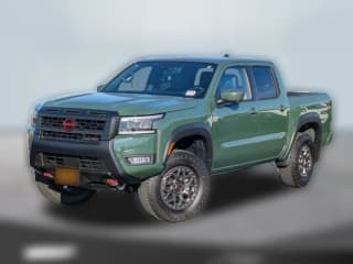 Nissan Frontier PRO-4X w/R Package Crew Cab 4x4