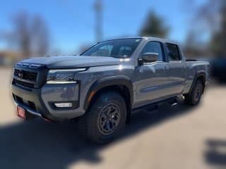 Nissan Frontier PRO-4X Crew Cab 4x4 Long Bed