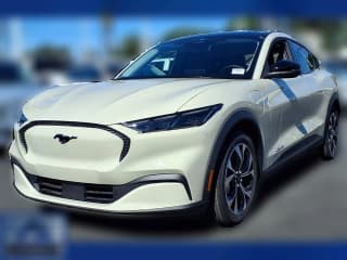 Ford Mustang Mach-E Select RWD