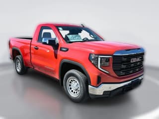 GMC Sierra 1500 Pro 2WD Reg Cab 126"