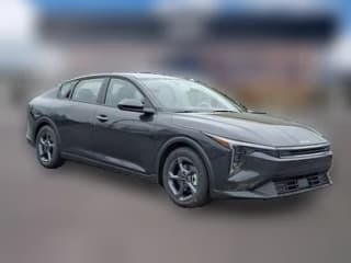 Kia K4 LXS Sedan