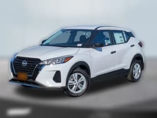 Nissan Kicks Play S FWD