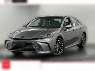 Toyota Camry XLE (Natl)