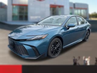 Toyota Camry SE AWD (Natl)
