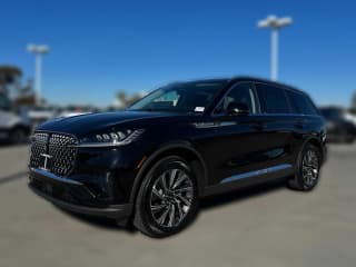 Lincoln Aviator Livery AWD