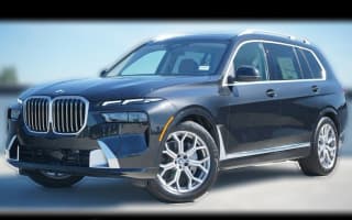 BMW X7 xDrive40i Sports Activity Vehicle