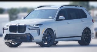 BMW X7 xDrive40i Sports Activity Vehicle