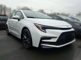 Toyota Corolla SE CVT (Natl)