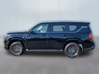Nissan Armada SV 4x4