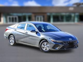 Hyundai Elantra SE IVT