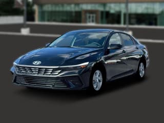 Hyundai Elantra SE IVT
