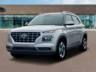 Hyundai Venue SEL FWD