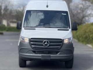 Mercedes-Benz Sprinter Cargo Van Standard Roof 4-Cyl Diesel 2500 Standard Roof I4 Diesel 144" RWD