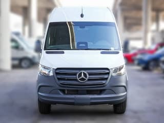 Mercedes-Benz Sprinter Crew Van High Roof 4-Cyl Diesel 2500 High Roof I4 Diesel 170" RWD