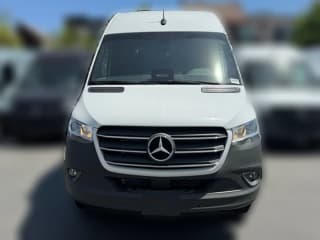 Mercedes-Benz Sprinter Cargo Van Standard Roof 4-Cyl Diesel HO 3500 Standard Roof I4 Diesel HO 144" RWD