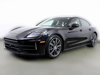 Porsche Panamera Base RWD