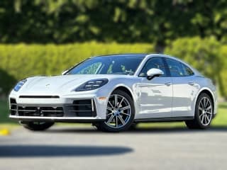 Porsche Panamera 4 AWD
