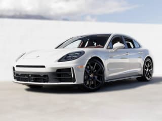 Porsche Panamera 4 E-Hybrid AWD
