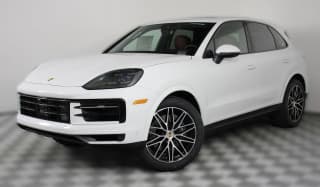 Porsche Cayenne Base AWD