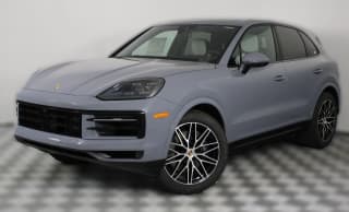 Porsche Cayenne Base AWD