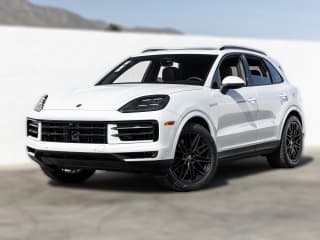 Porsche Cayenne Base AWD