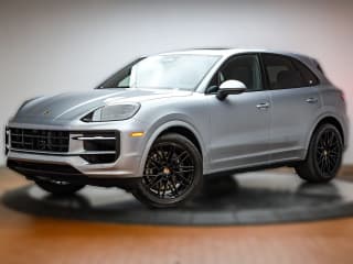 Porsche Cayenne Base AWD