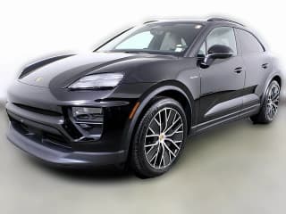 Porsche Macan Electric 4S AWD