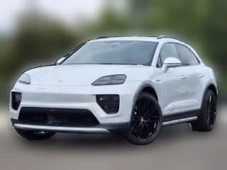 Porsche Macan Electric 4S AWD