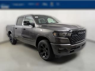 Ram 1500 Big Horn 4x4 Crew Cab 5'7" Box Ram 1500 Big Horn 4x4 Crew Cab 5'7" Box