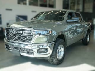 Ram 1500 Big Horn 4x4 Crew Cab 5'7" Box Ram 1500 Big Horn 4x4 Crew Cab 5'7" Box