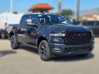 Ram 1500 Big Horn 4x4 Crew Cab 5'7" Box Ram 1500 Big Horn 4x4 Crew Cab 5'7" Box