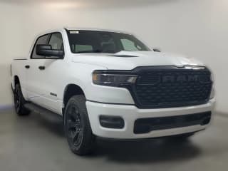 Ram 1500 Express 4x4 Crew Cab 5'7" Box Ram 1500 Express 4x4 Crew Cab 5'7" Box