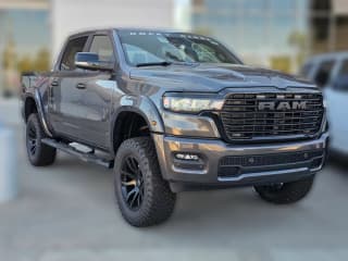 Ram 1500 Laramie 4x4 Crew Cab 5'7" Box Ram 1500 Laramie 4x4 Crew Cab 5'7" Box