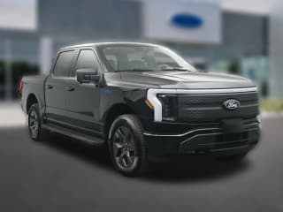 Ford F-150 Lightning Flash 4WD SuperCrew 5.5' Box Ford F-150 Lightning Flash 4WD SuperCrew 5.5' Box