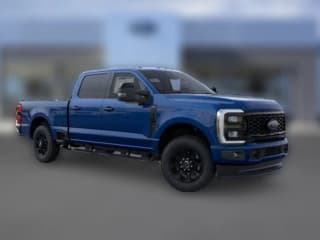 Ford Super Duty F-250 SRW LARIAT 4WD Crew Cab 6.75' Box Ford Super Duty F-250 SRW LARIAT 4WD Crew Cab 6.75' Box