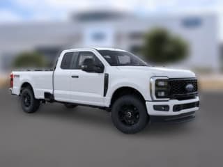 Ford Super Duty F-350 SRW XL 4WD SuperCab 8' Box Ford Super Duty F-350 SRW XL 4WD SuperCab 8' Box
