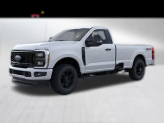 Ford Super Duty F-250 SRW XL 4WD Reg Cab 8' Box Ford Super Duty F-250 SRW XL 4WD Reg Cab 8' Box