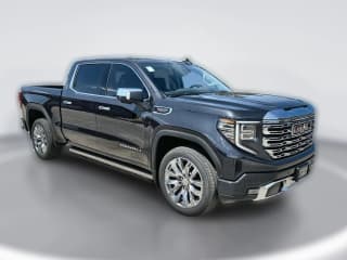 GMC Sierra 1500 Denali 4WD Crew Cab 147" GMC Sierra 1500 Denali 4WD Crew Cab 147"