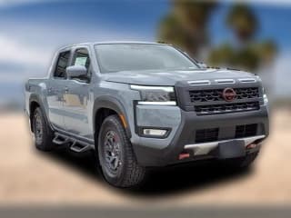 Nissan Frontier PRO-X Crew Cab 4x2 Nissan Frontier PRO-X Crew Cab 4x2