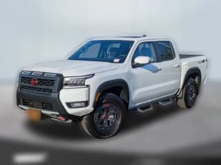 Nissan Frontier PRO-4X Crew Cab 4x4 Nissan Frontier PRO-4X Crew Cab 4x4