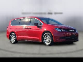 Chrysler Voyager LX FWD Chrysler Voyager LX FWD