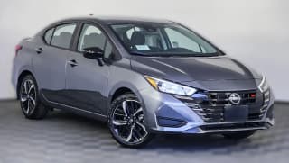 Nissan Versa SR CVT Nissan Versa SR CVT