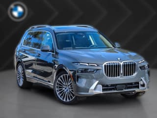 BMW X7 xDrive40i Sports Activity Vehicle BMW X7 xDrive40i Sports Activity Vehicle