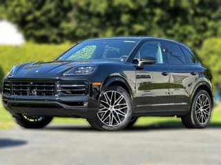 Porsche Cayenne Base AWD Porsche Cayenne Base AWD