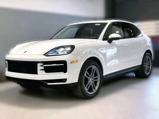 Porsche Cayenne Base AWD Porsche Cayenne Base AWD