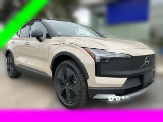 Volvo EX30 Cross Country Ultra Twin Motor AWD Volvo EX30 Cross Country Ultra Twin Motor AWD